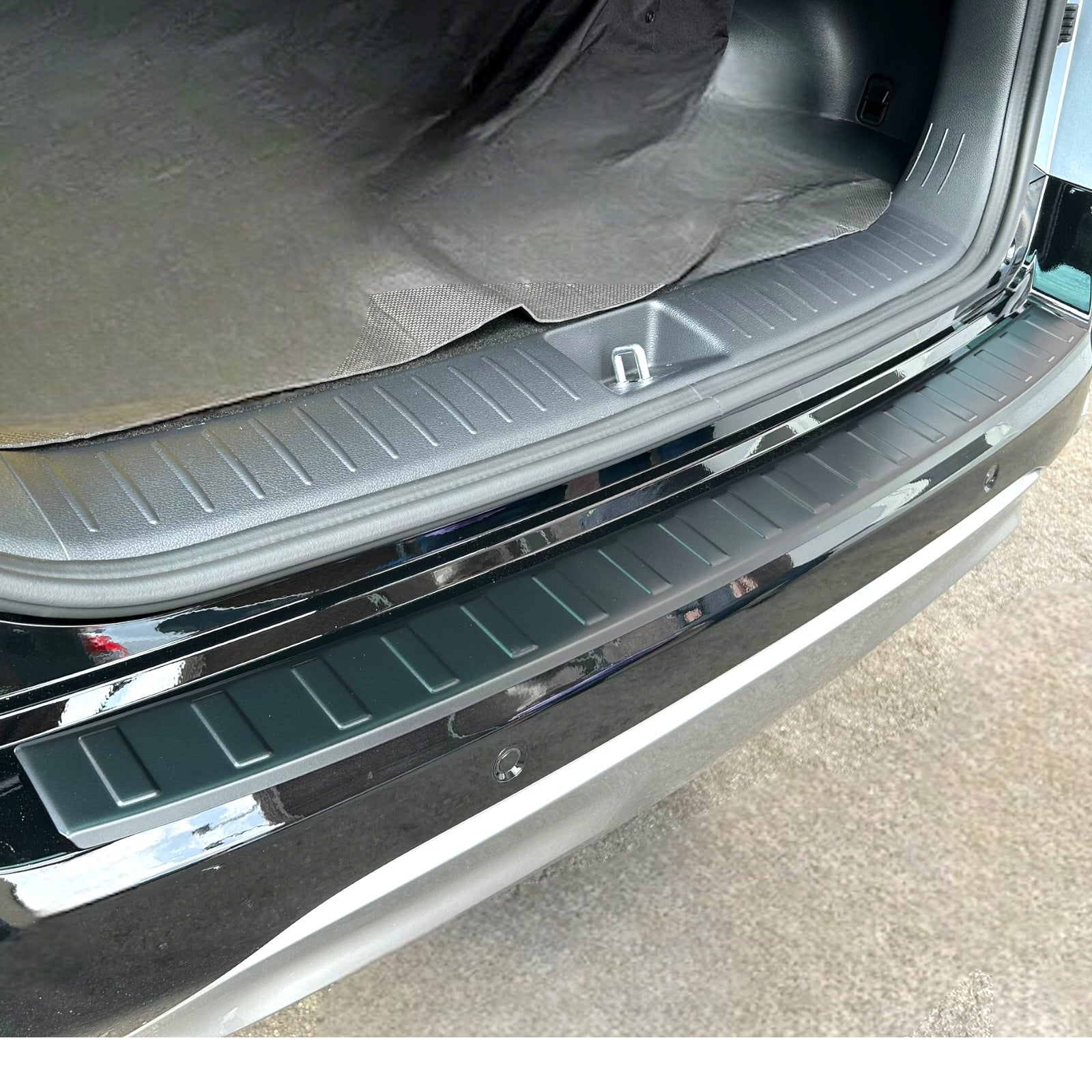 Ladekantenschutz für VW Sharan 2 II Seat Alhambra II ab 2010- Edelstahl schwarz
